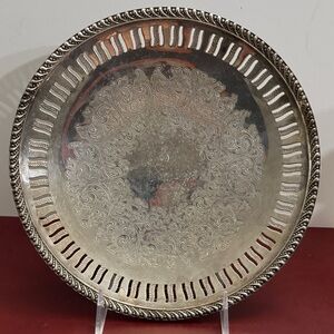Vintage Antique Wm Rogers Silver Plate Silver Plate 10" plate number 9334